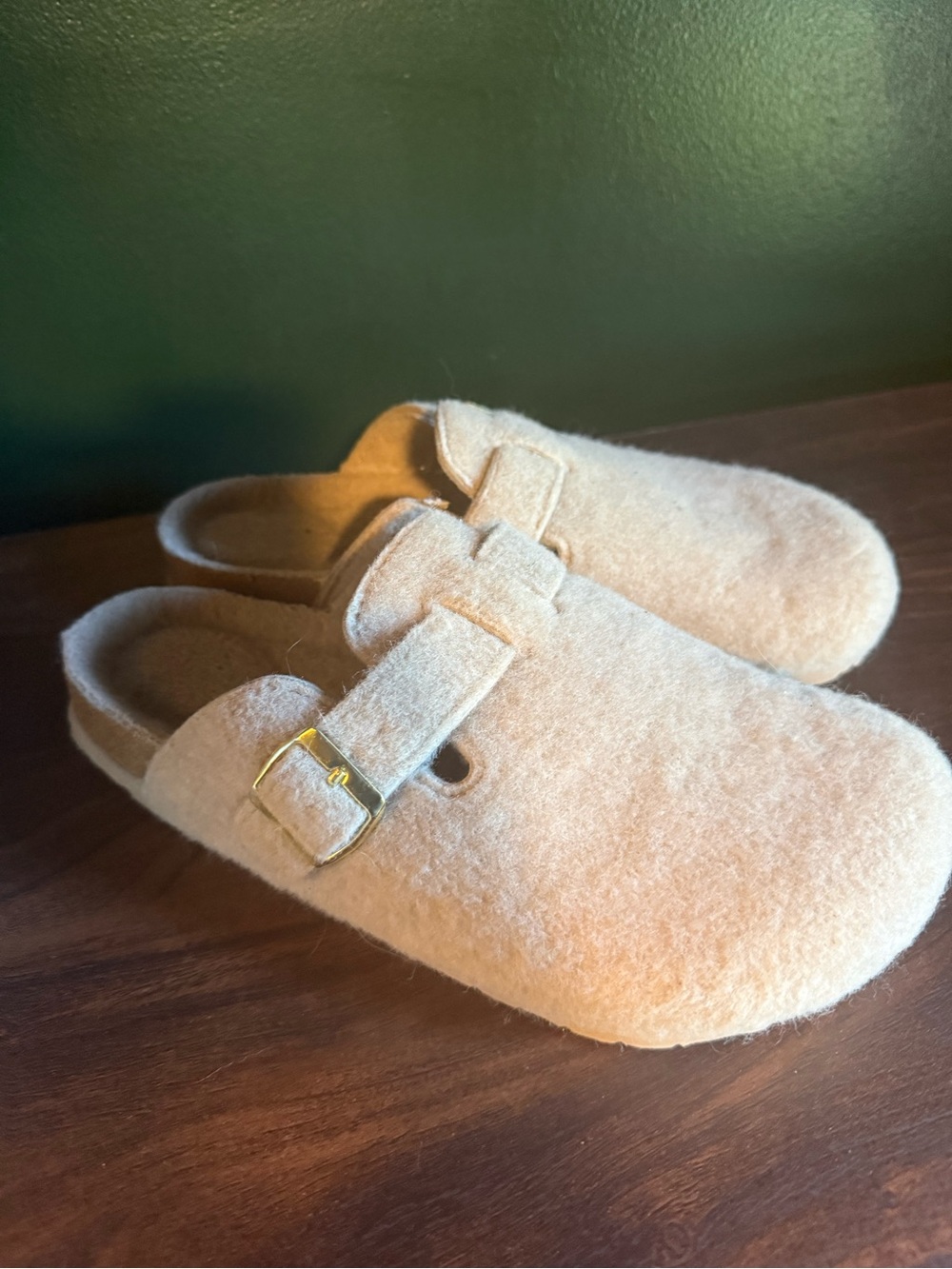 Classic Felt Buckle Clog Mule in Cream